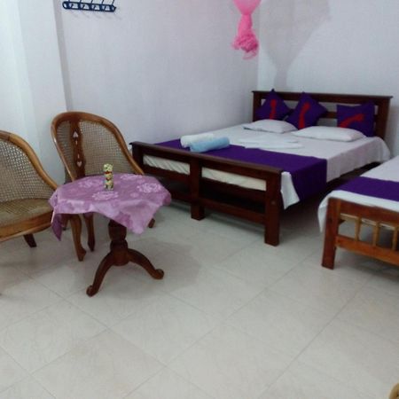 Evening Star Guest Inn Kandy Room photo